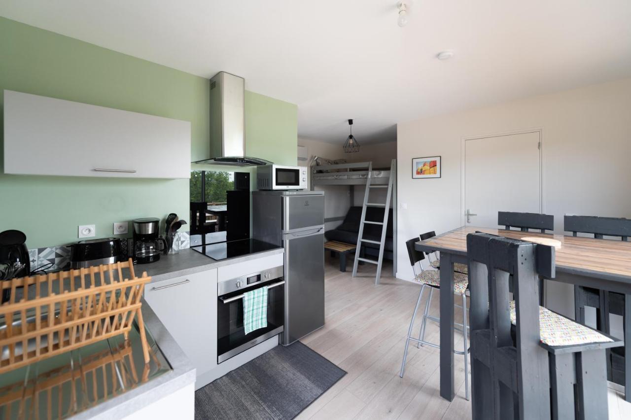 Lot En Dock 3 Logements Atypiques Et Ecologiques En Vallee De La Dordogne スイヤック エクステリア 写真